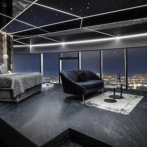 Apartmán In The Sky - W Sky Tower, Vratislav